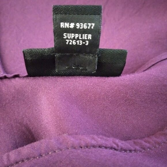 a.n.a A New Approach Top with Cold shoulders. Purple-Size: PM - Picture 14 of 15
